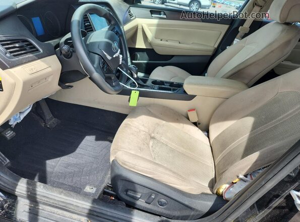 5NPE34AF9HH540467 2017 HYUNDAI SONATA Black Front interior view