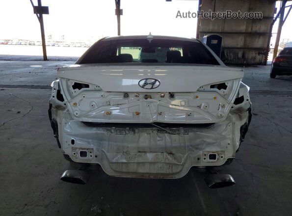 5NPE34AF9HH596165 2017 HYUNDAI SONATA White Widok z tyłu