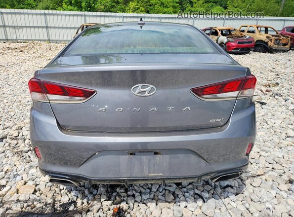 5NPE34AF9JH648660 2018 HYUNDAI SONATA Gray Widok z tyłu