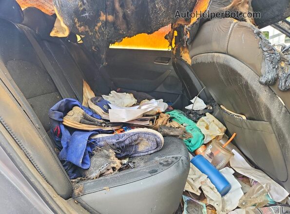 5NPE34AF9JH648660 2018 HYUNDAI SONATA Gray Widok tylnych siedzeń