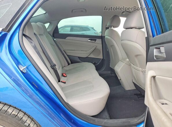 5NPE34AF9JH658573 2018 HYUNDAI SONATA Blue Vista de los asientos traseros