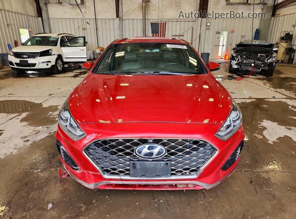 5NPE34AF9JH665698 2018 HYUNDAI SONATA Red Вид спереду