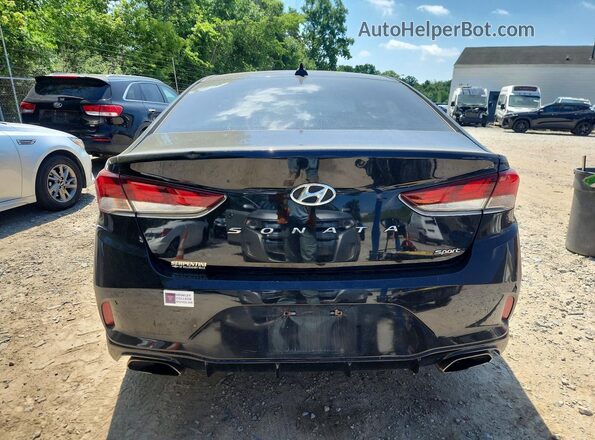 5NPE34AF9JH709604 2018 HYUNDAI SONATA Черный Вид сзади