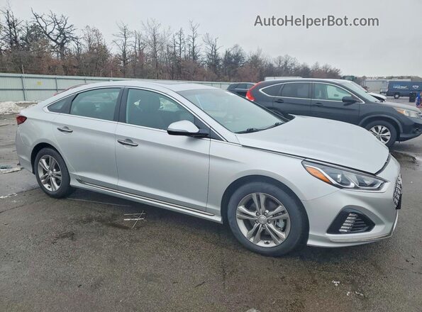 5NPE34AF9JH723776 2018 HYUNDAI SONATA Silver Front right