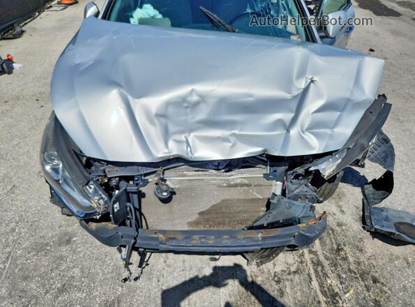 5NPE34AF9KH761378 2019 HYUNDAI SONATA Silver Вид задньої частини салону