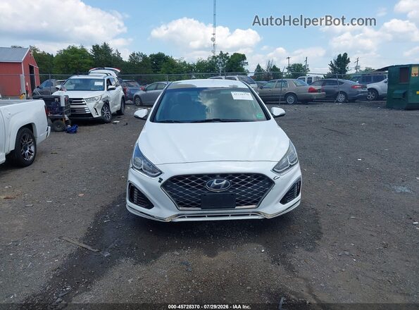 5NPE34AF9KH784983 2019 HYUNDAI SONATA White Вид задньої частини салону