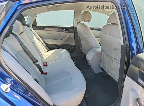 5NPE34AFXHH462605 2017 HYUNDAI SONATA Blue უკანა სავარძლების ხედი