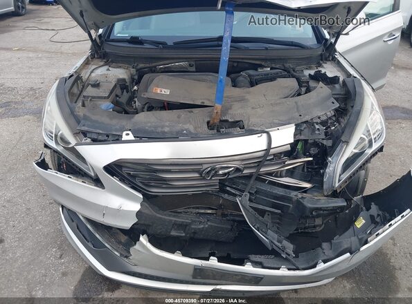 5NPE34AFXHH587894 2017 HYUNDAI SONATA Silver Вид ззаду