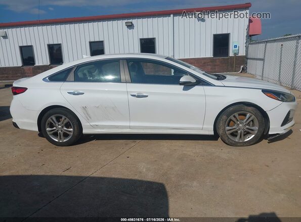 5NPE34AFXJH636033 2018 HYUNDAI SONATA White Սալոնի հետևի տեսք