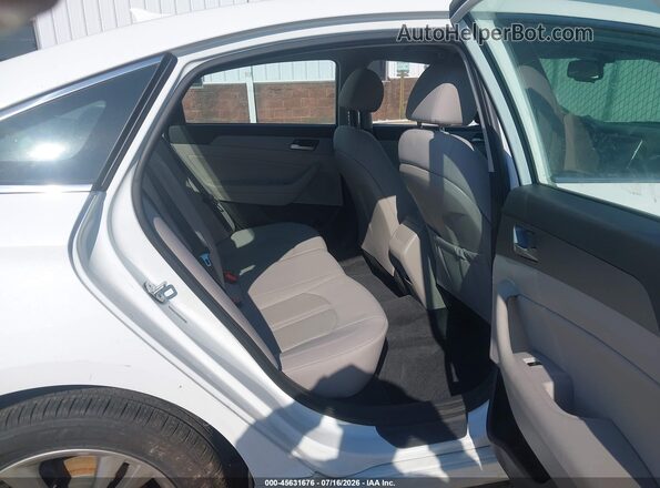 5NPE34AFXJH636033 2018 HYUNDAI SONATA White VIN կոդի պիտակի տեսք