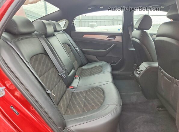5NPE34AFXJH727643 2018 HYUNDAI SONATA Red Հետևի նստատեղերի տեսք