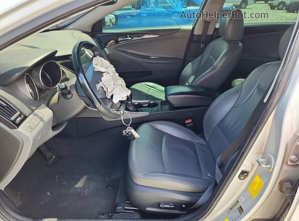 5NPEC4AC7BH199731 2011 HYUNDAI SONATA Silver წინა სალონის ხედი