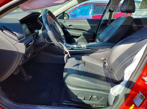 5NPEF4JA1LH052117 2020 HYUNDAI SONATA Red Front interior view