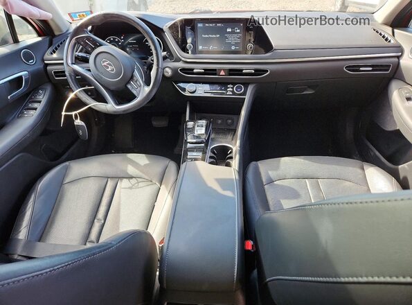 5NPEF4JA1LH052117 2020 HYUNDAI SONATA Red Dashboard view