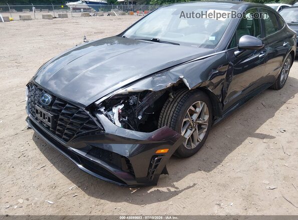 5NPEF4JA3LH031379 2020 HYUNDAI SONATA Black Widok z przodu