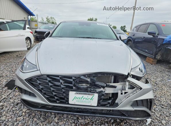 5NPEF4JA3MH092264 2021 HYUNDAI SONATA Серебряный Вид спереди