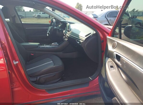 5NPEF4JA5MH088667 2021 HYUNDAI SONATA Maroon წინა სალონის ხედი