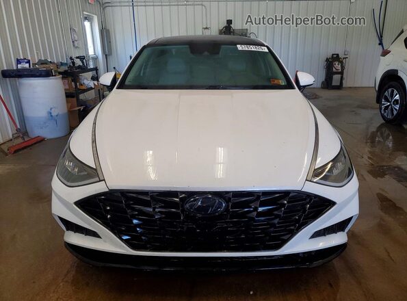 5NPEF4JA6LH001759 2020 HYUNDAI SONATA Белый Вид спереди