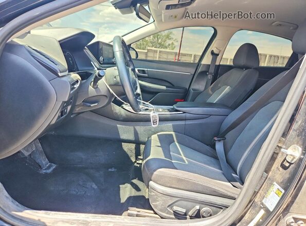 5NPEF4JA7LH051070 2020 HYUNDAI SONATA Black Вид салону спереду