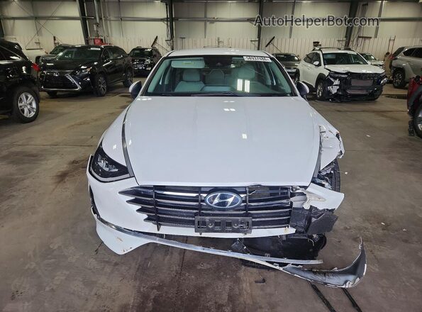 5NPEG4JA2LH032973 2020 HYUNDAI SONATA Белый Вид спереди