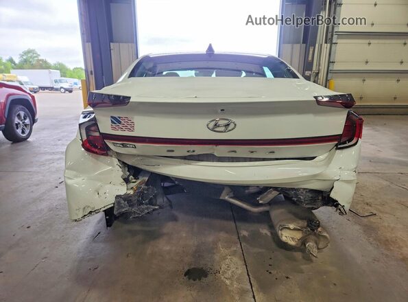 5NPEG4JA2LH032973 2020 HYUNDAI SONATA Белый Вид сзади