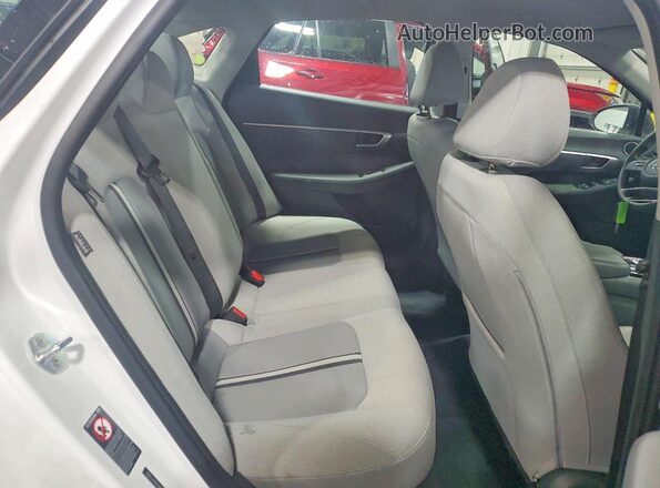 5NPEG4JA2LH032973 2020 HYUNDAI SONATA Белый Вид задних сидений