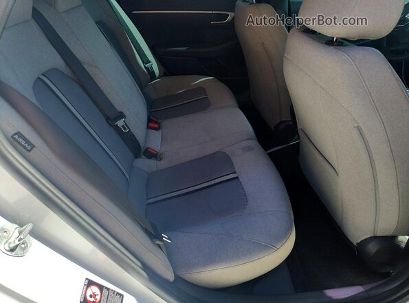 5NPEG4JA8MH077143 2021 HYUNDAI SONATA White Rear seats view