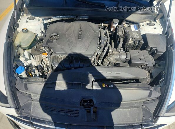 5NPEG4JA8MH077143 2021 HYUNDAI SONATA White Rear interior view