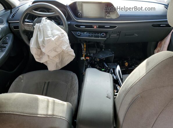 5NPEG4JA9MH073182 2021 HYUNDAI SONATA Silver Առջևի վահանակի տեսք
