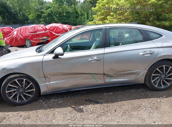 5NPEH4J21LH047101 2020 HYUNDAI SONATA Silver Դիմացի տեսք