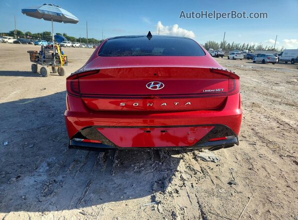 5NPEH4J22LH018030 2020 HYUNDAI SONATA Красный Вид сзади