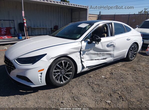 5NPEH4J22LH052596 2020 HYUNDAI SONATA White Widok z przodu