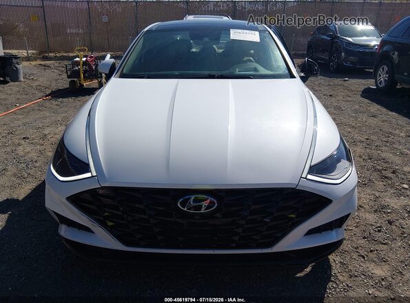 5NPEH4J22LH052596 2020 HYUNDAI SONATA White Widok zestawu wskaźników