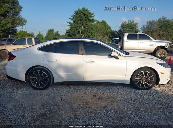 5NPEH4J23MH109924 2021 HYUNDAI SONATA Белый Вид задней части салона
