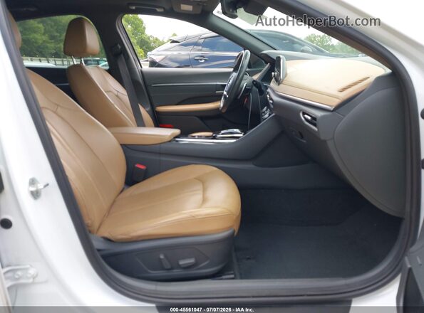 5NPEH4J26MH074196 2021 HYUNDAI SONATA White წინა სალონის ხედი
