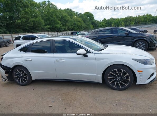 5NPEH4J26MH074196 2021 HYUNDAI SONATA White უკანა სალონის ხედი