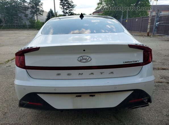 5NPEH4J27MH064020 2021 HYUNDAI SONATA White Вид ззаду