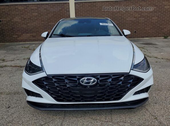 5NPEH4J27MH064020 2021 HYUNDAI SONATA White Вид спереду