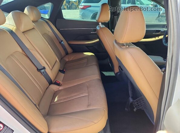 5NPEH4J29LH006716 2020 HYUNDAI SONATA White Rear seats view