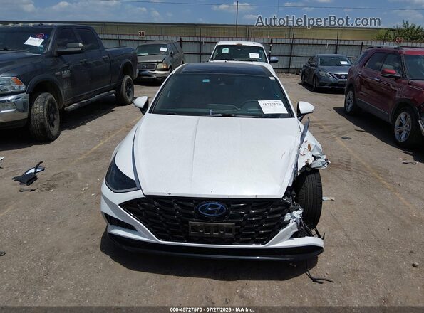 5NPEH4J2XLH009883 2020 HYUNDAI SONATA Белый Вид спереди
