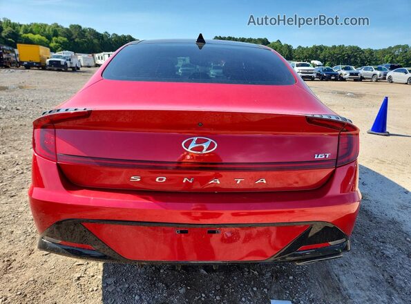 5NPEJ4J22MH107263 2021 HYUNDAI SONATA Red Հետևի տեսք