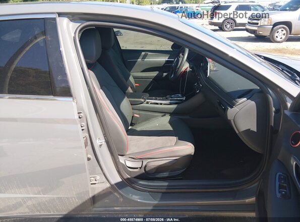 5NPEJ4J24MH112884 2021 HYUNDAI SONATA Gray წინა სალონის ხედი