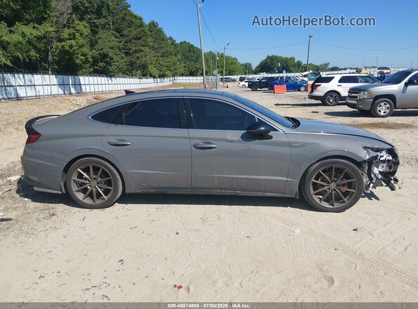 5NPEJ4J24MH112884 2021 HYUNDAI SONATA Gray უკანა სალონის ხედი