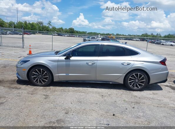 5NPEJ4J25LH017166 2020 HYUNDAI SONATA Silver Widok wnętrza 360 stopni