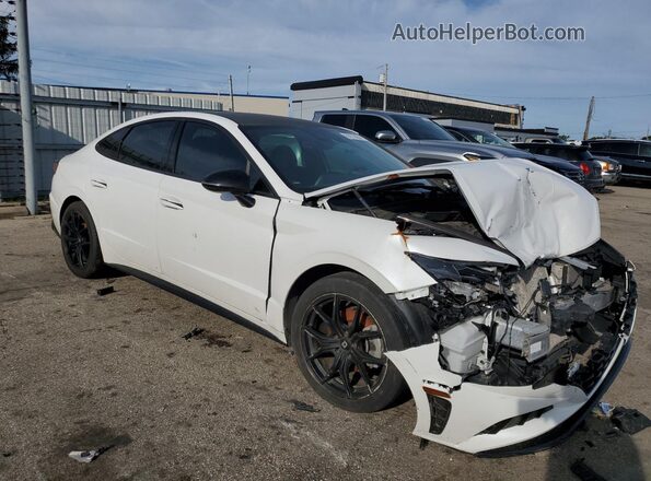 5NPEJ4J29LH025142 2020 HYUNDAI SONATA White Սալոնի 360 աստիճան տեսք