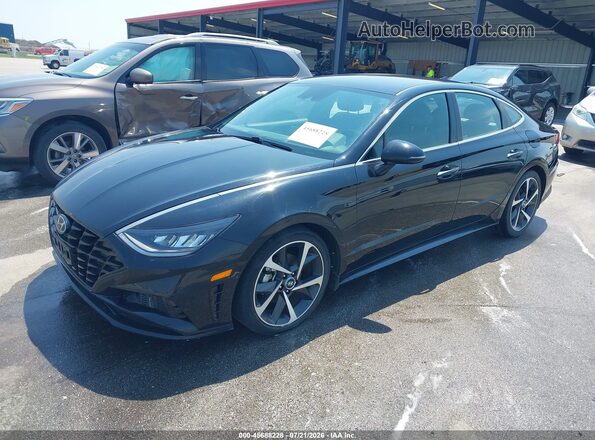 5NPEJ4J29MH111505 2021 HYUNDAI SONATA Черный Передняя левая четверть