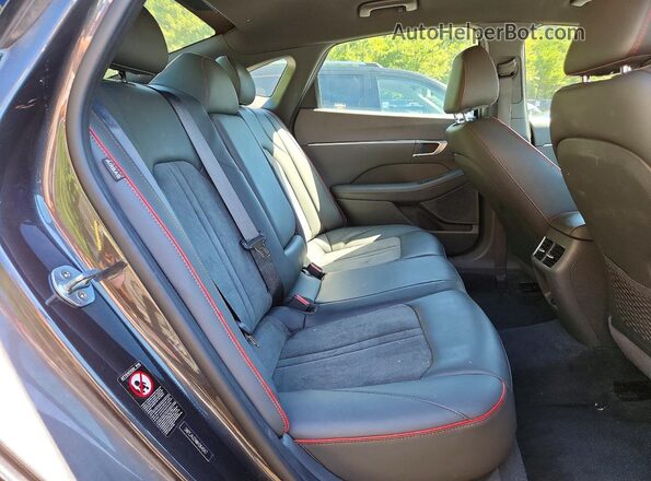 5NPEJ4J2XMH064047 2021 HYUNDAI SONATA Gray Հետևի նստատեղերի տեսք