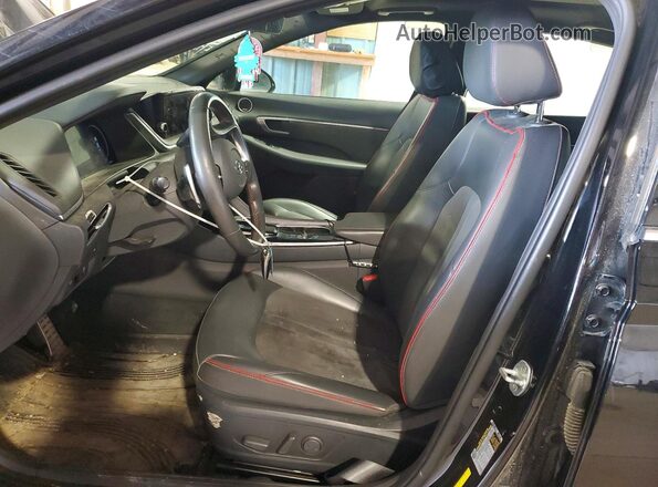 5NPEJ4J2XMH077400 2021 HYUNDAI SONATA Black Вид салону спереду