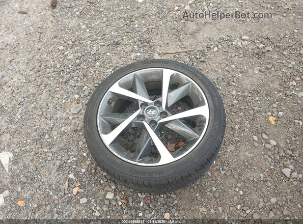 5NPEJ4J2XNH136706 2022 HYUNDAI SONATA Gray ხელსაწყოთა პანელის ხედი