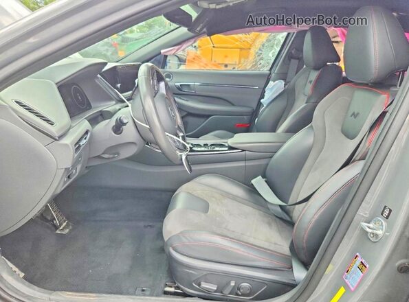 5NPEK4JC0NH150488 2022 HYUNDAI SONATA Gray Widok wnętrza z przodu